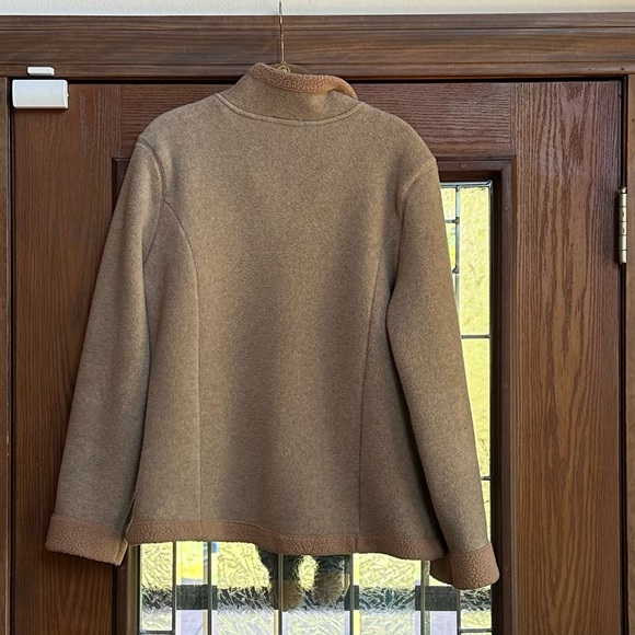 Authentic Disney jacket - Picture 4 of 5